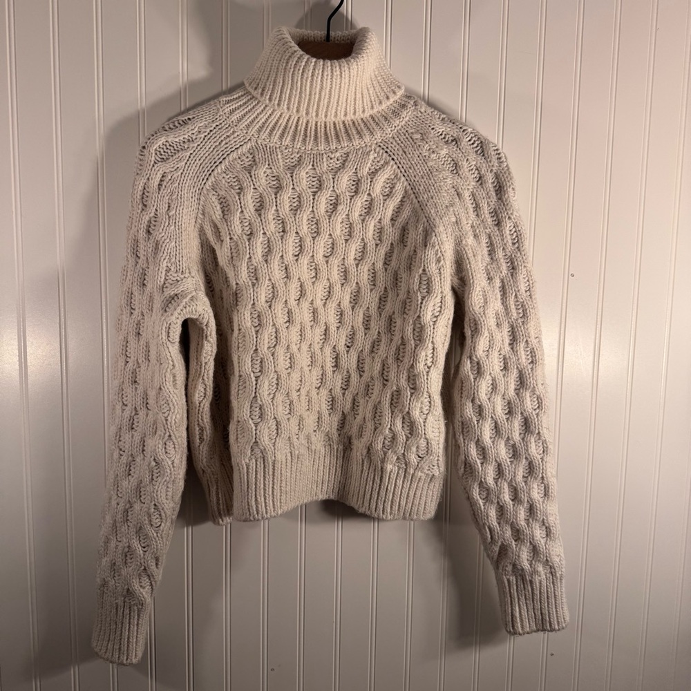 H&M Cable Knit Chunky Cropped Turtleneck Sweater Cream Women’s Size Small